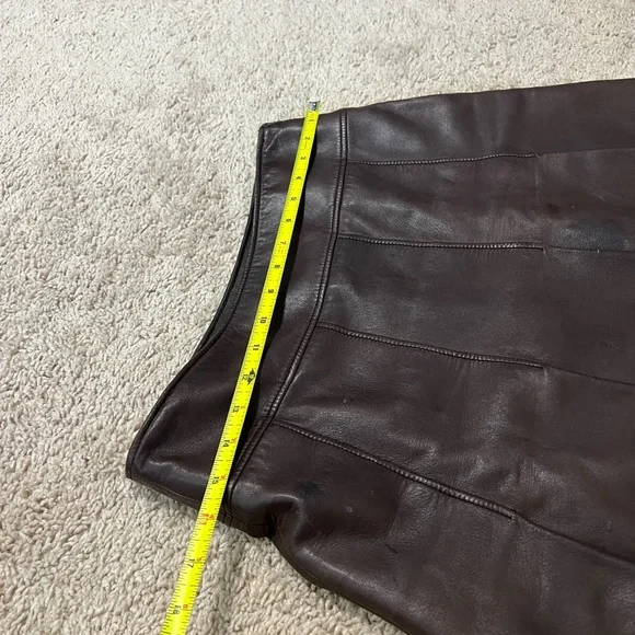 Burberry pleated leather skirt USA small